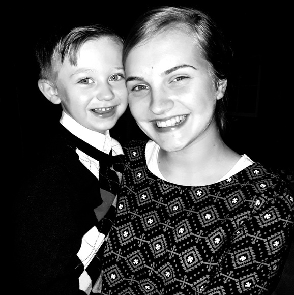 ||Hello|| - Picture 3 of 6